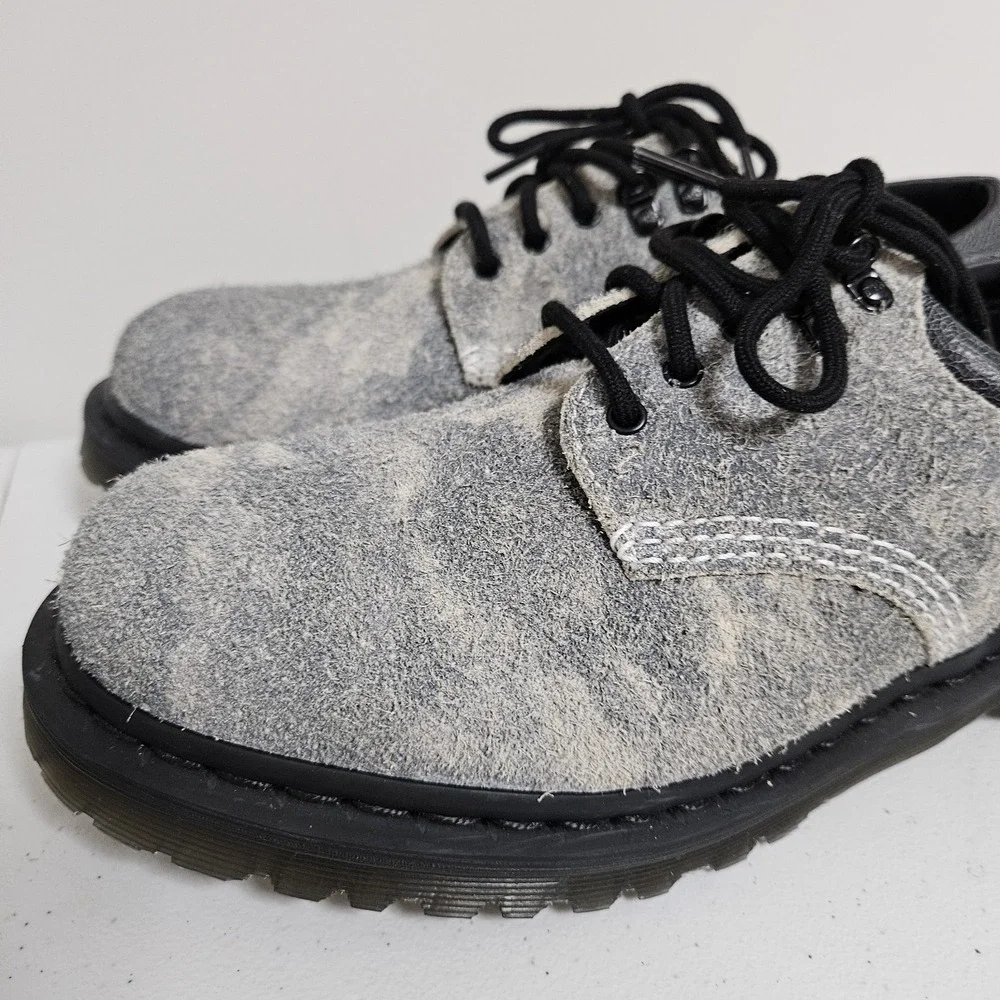 Dr. Martens Shoes Mens 9‎ Grey Stonewash Hairy Suede Low Top Oxford #8053 NWOT
